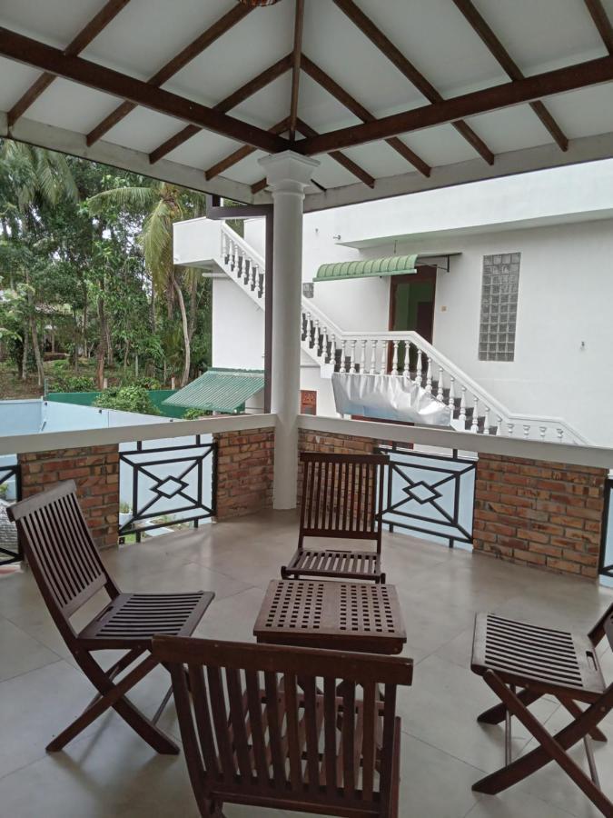 Sky Bloom Bed & Breakfast Homagama Ngoại thất bức ảnh