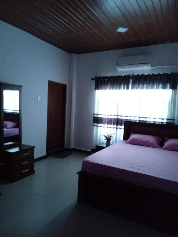 Sky Bloom Bed & Breakfast Homagama Ngoại thất bức ảnh