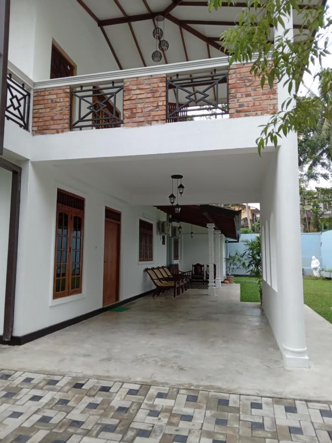 Sky Bloom Bed & Breakfast Homagama Ngoại thất bức ảnh