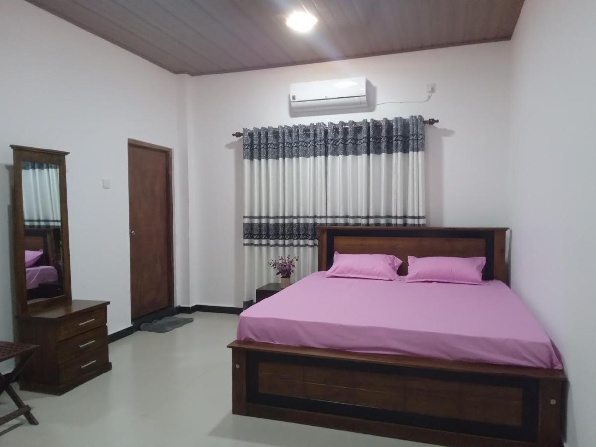 Sky Bloom Bed & Breakfast Homagama Ngoại thất bức ảnh